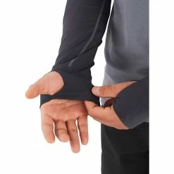 Marmot Men's Baselayer LS Crew Top -Camp Haven Store 10496770x1198091 vAlt3